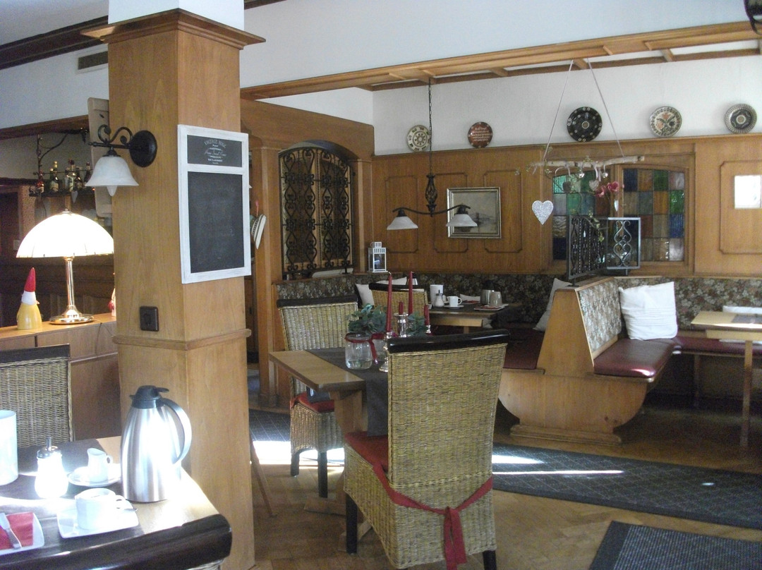 Bayerischer Hof主图