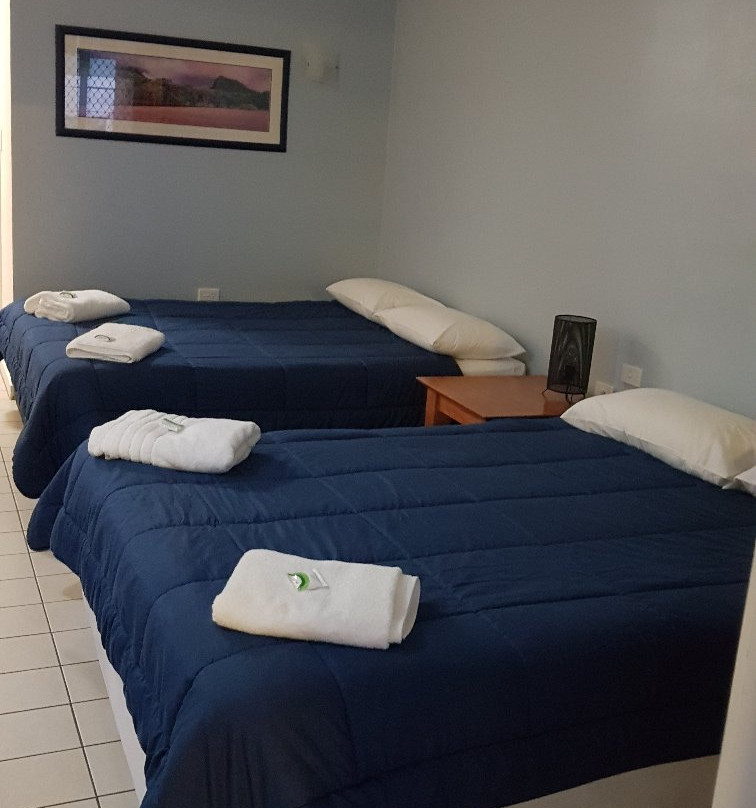 Lucinda Village主图