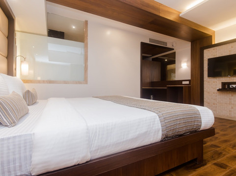 Capital O 16718 Hotel Aditya Residency主图