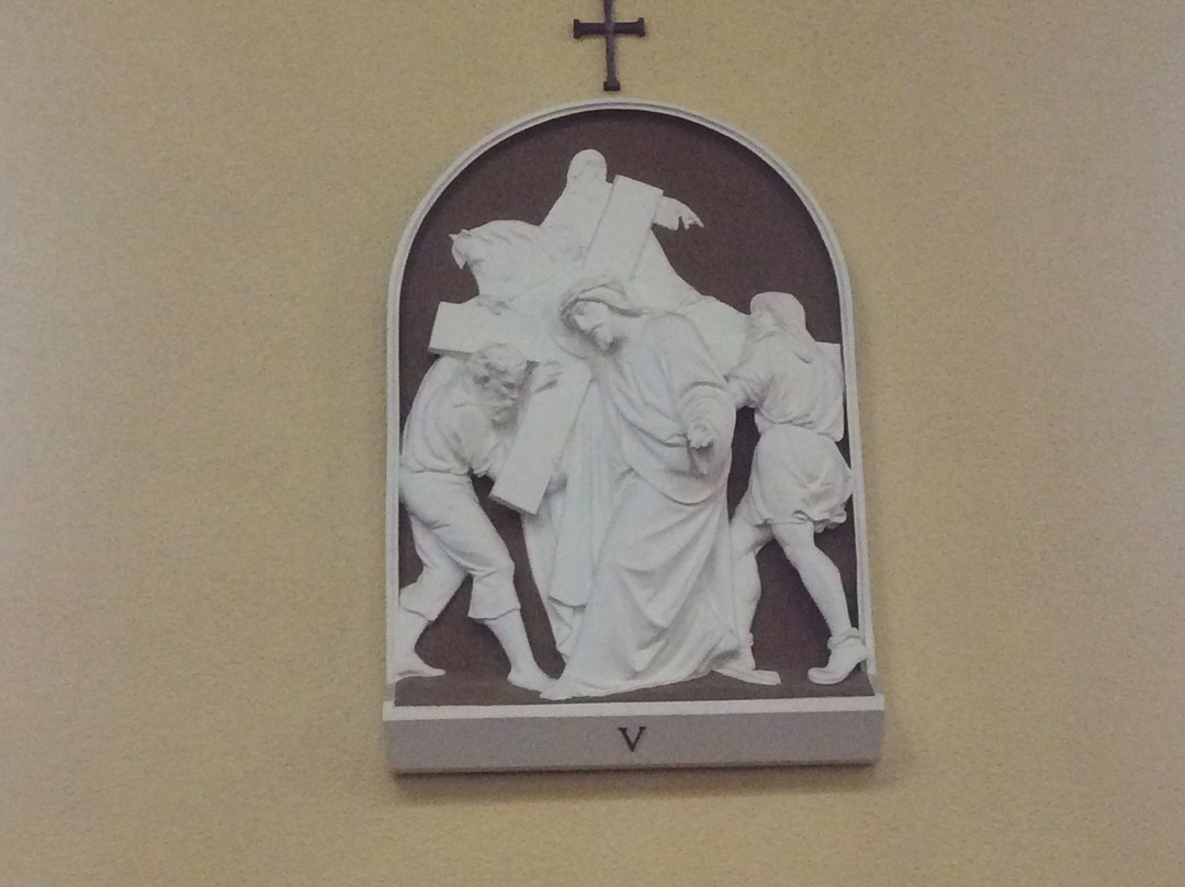 Holy Cross Church-特拉莫尔必去景点
