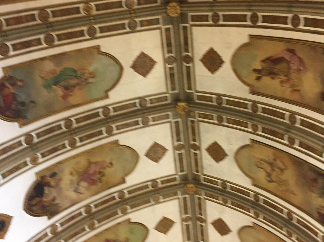 Our Lady of Montserrat Abbey-马尼拉必去景点