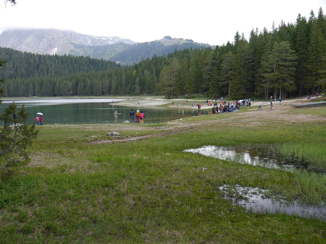 Crno Lake景点图片