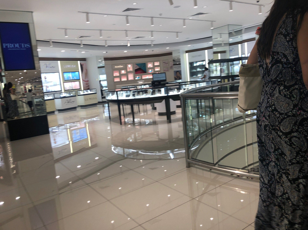 Prouds Shopping Complex景点图片