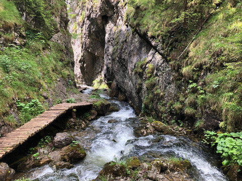 Okruh Prosieckou a Kvačianskou dolinou-Prosiek必去景点