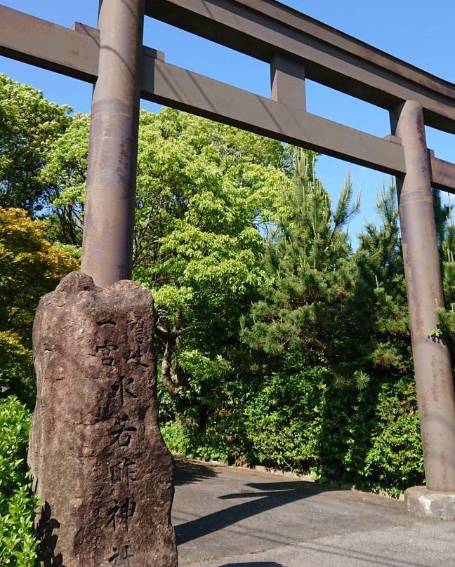 Mizuwakasu Shrine景点图片