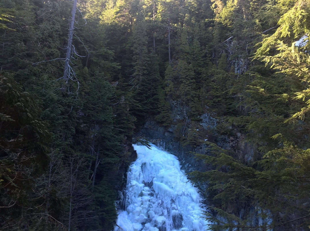 Moore Creek Falls-Kitimat必去景点