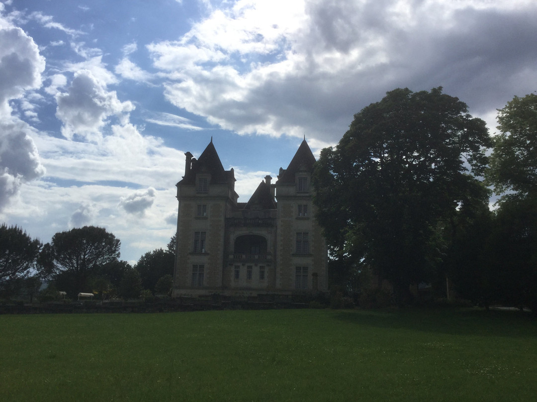 雷德庞当斯德蒙雷库酒店主图