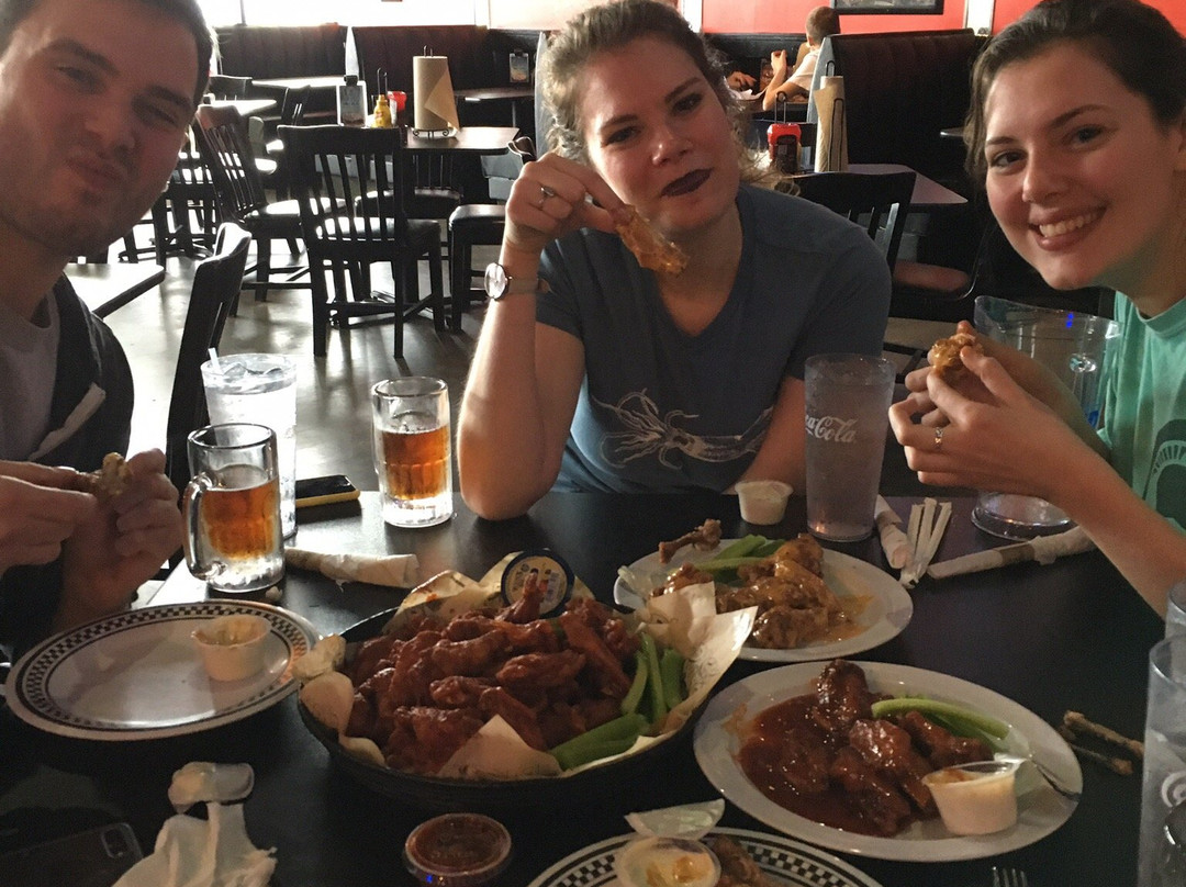Dick's Wings and Grill