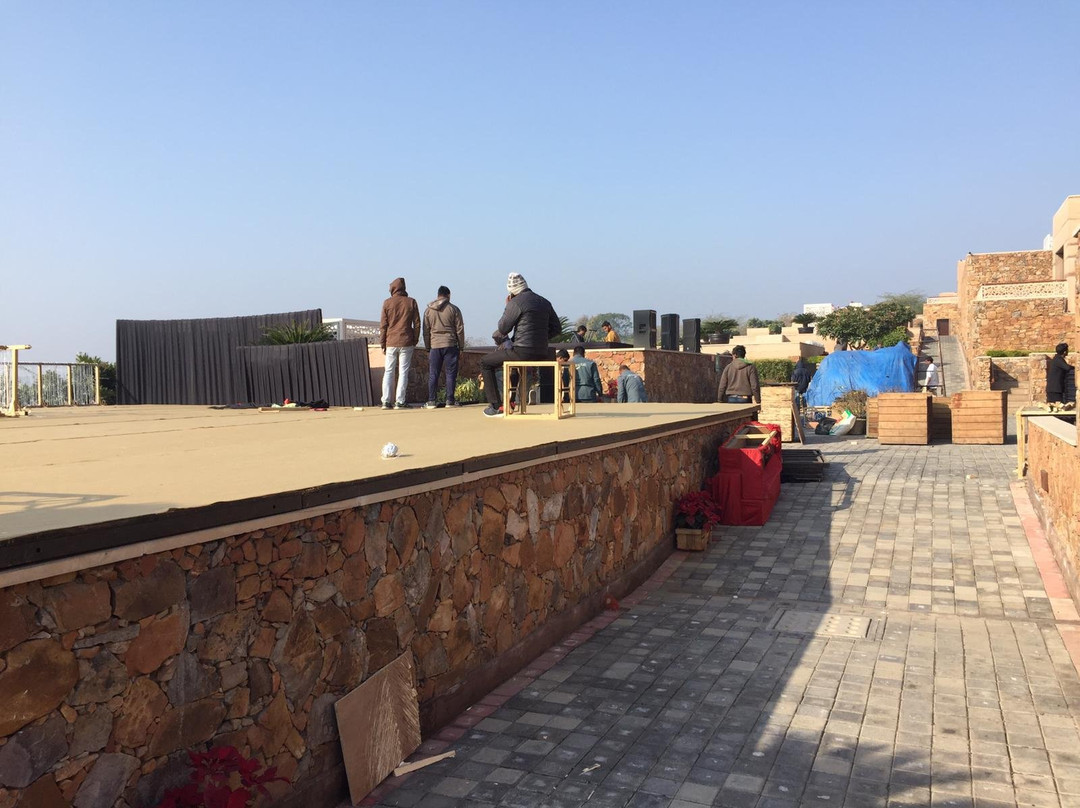 The Lalit Mangar主图