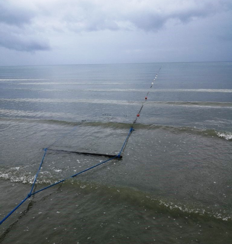 Rawis Black Beach-雷加斯皮必去景点