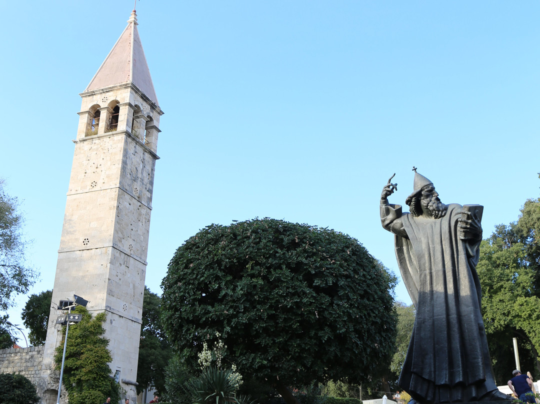 Grgur Ninski Statue-斯普利特必去景点