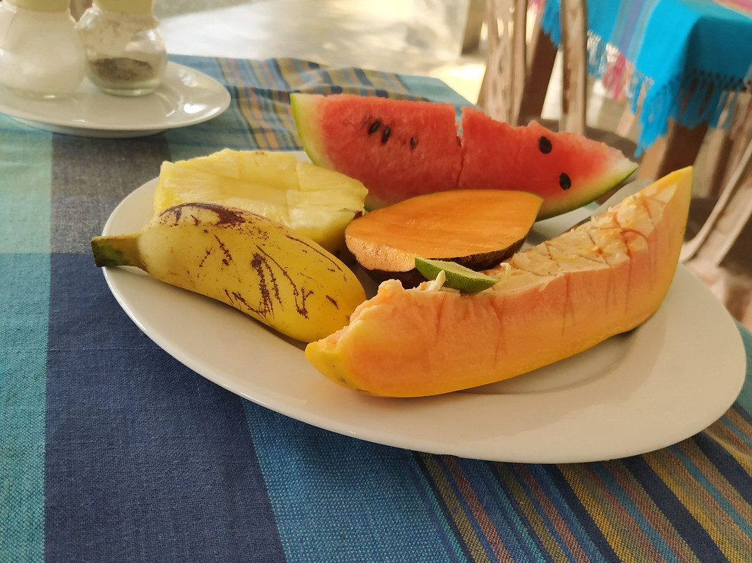 Rainbow Surf Beach主图