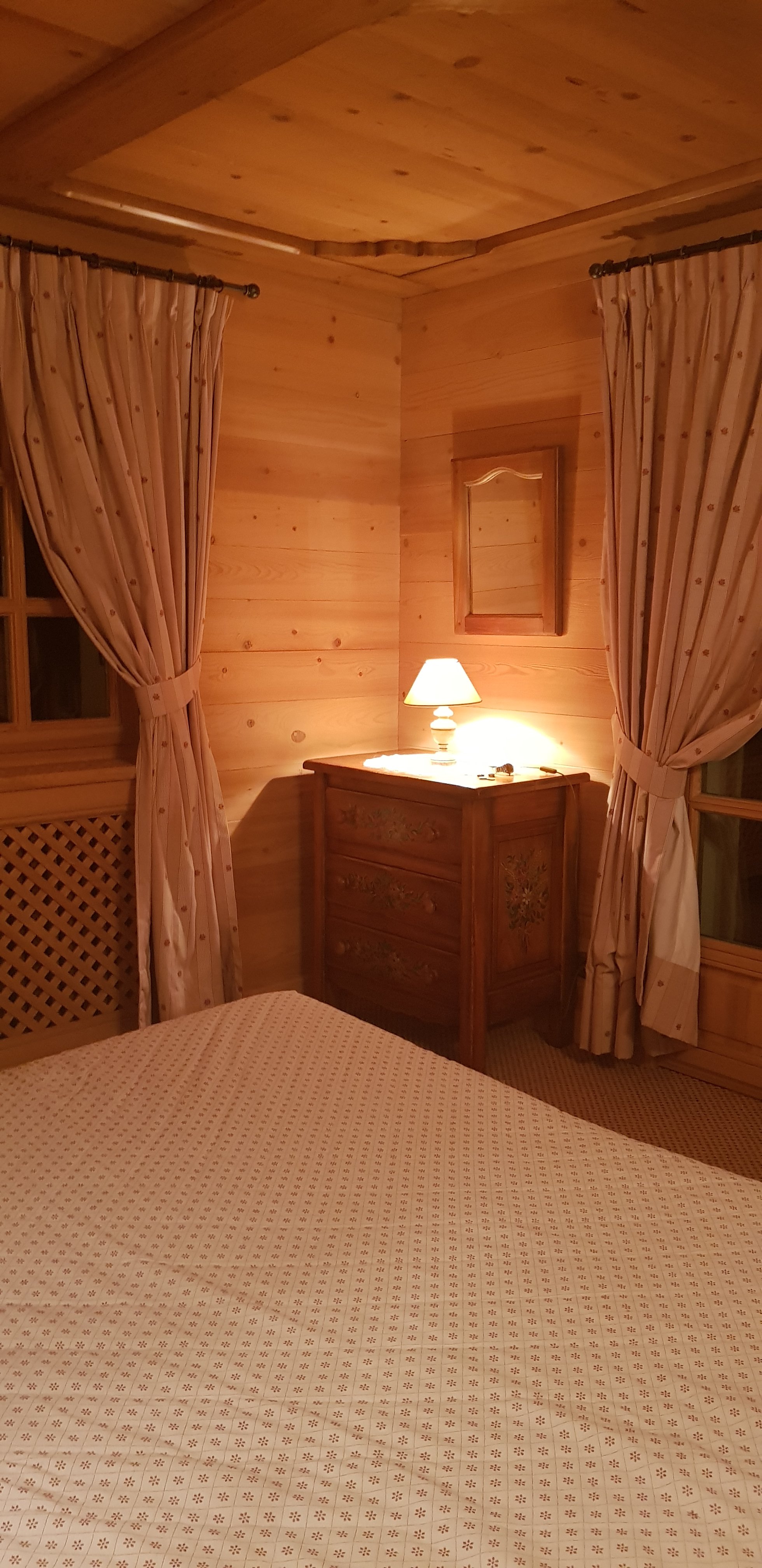 Au Coeur Des Pres-官方