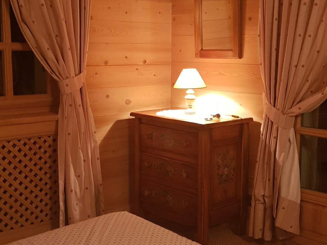 Au Coeur Des Pres主图