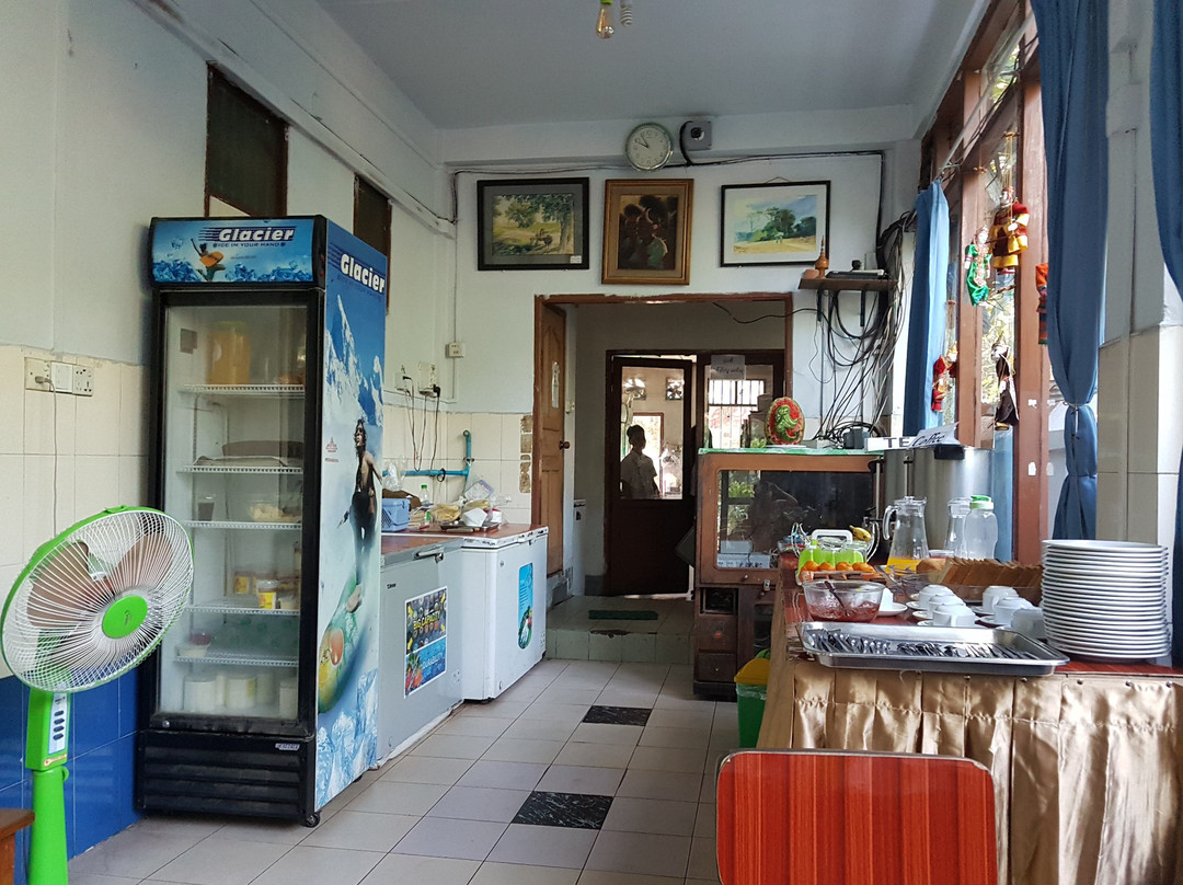 Mother Land Inn 2主图