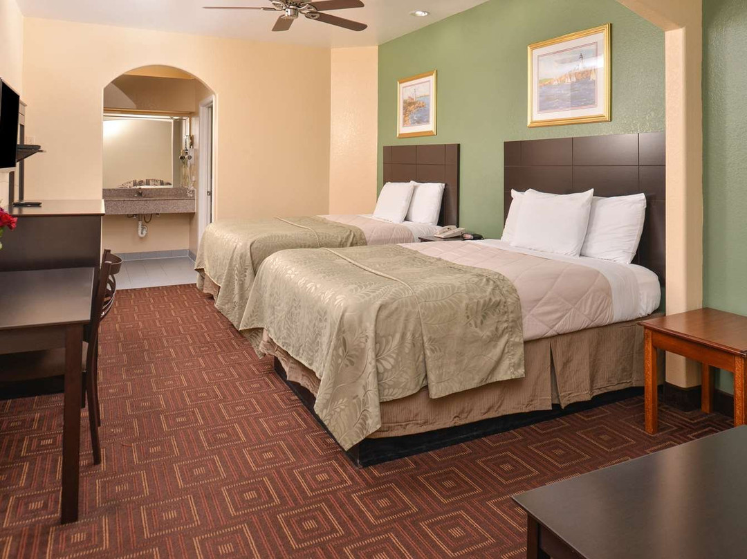 Americas Best Value Inn Baytown主图