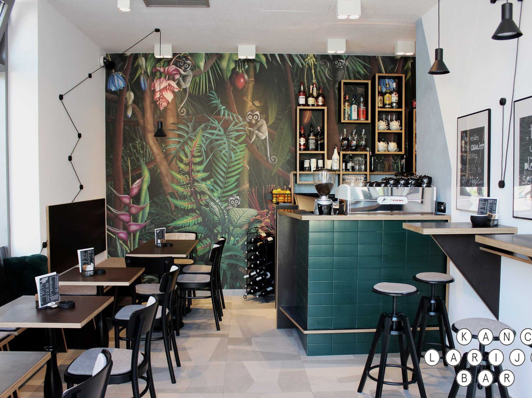 KANCELARIJA BAR