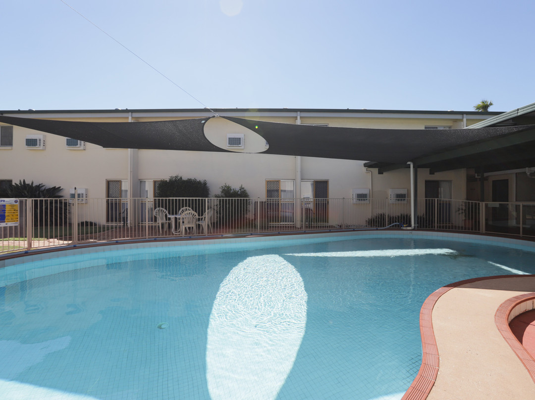 Central Emerald Hotel主图