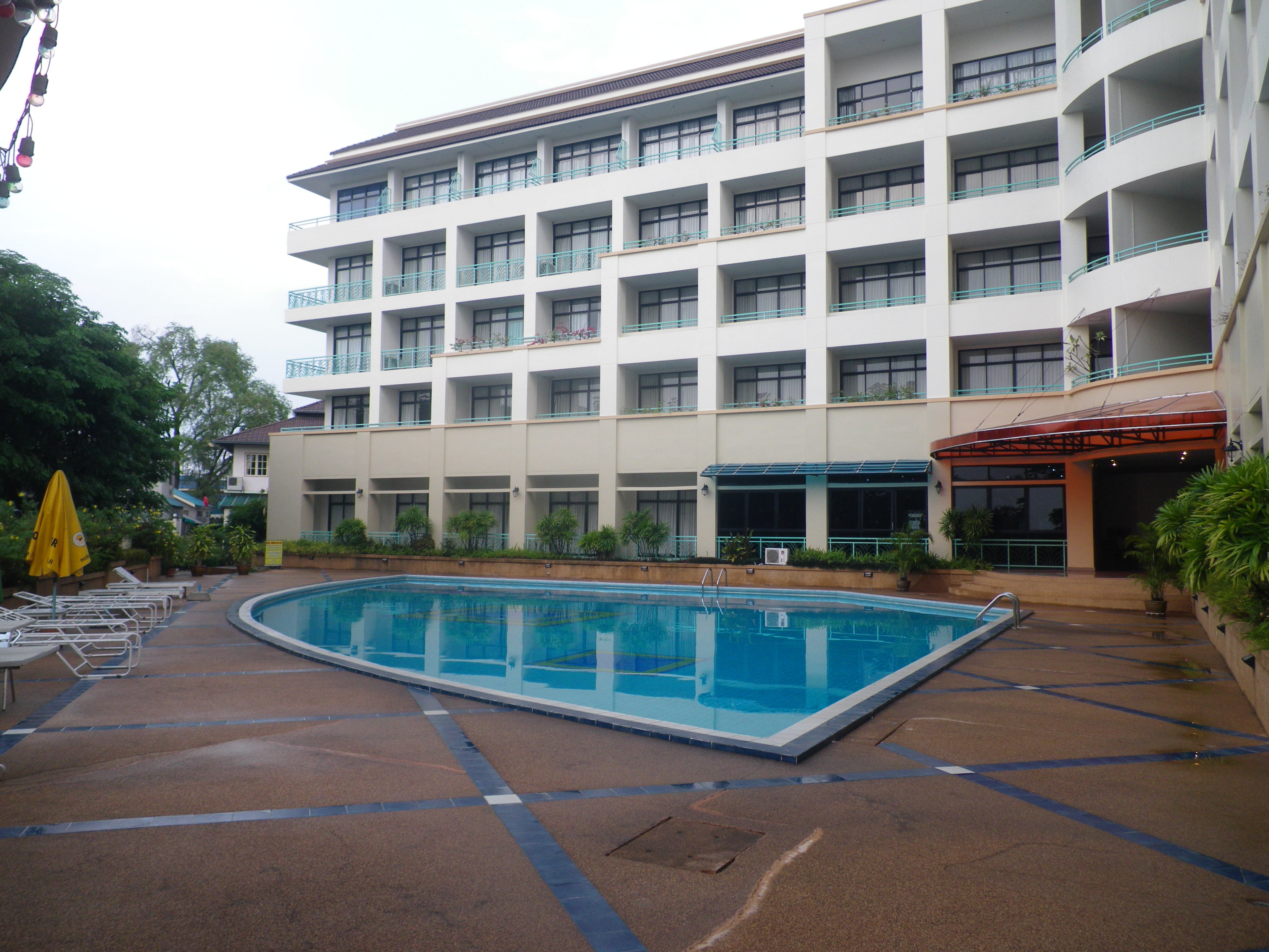 Surin Majestic Hotel-泳池