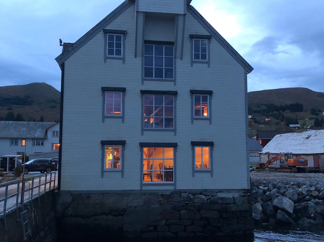 Furebuda Lodge