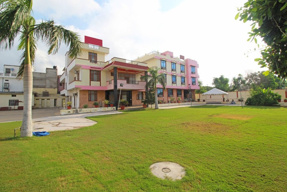 Collection O 9143 Hotel Maharani Resorts主图