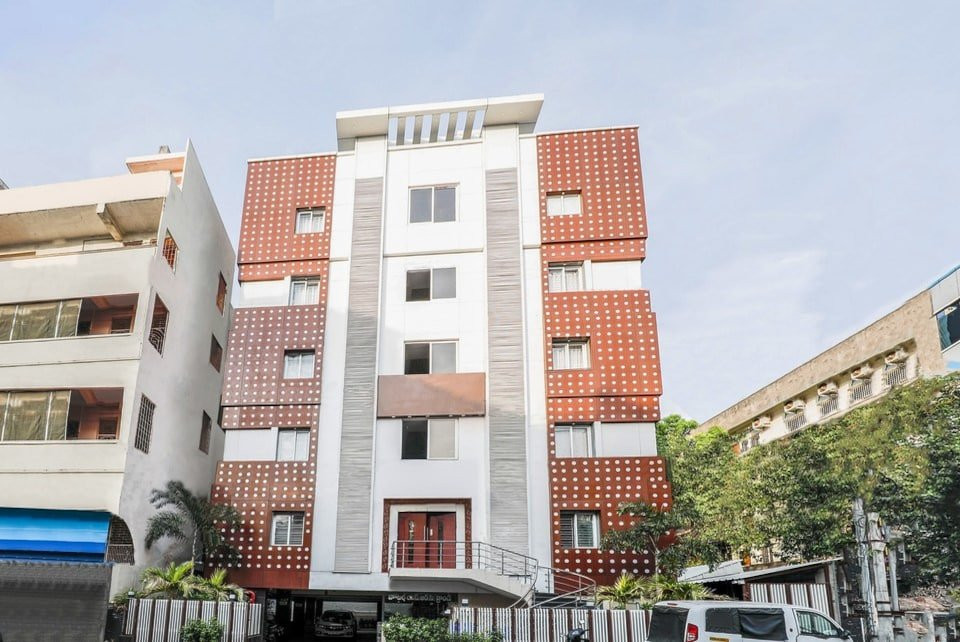 Super OYO Flagship Hotel Src Grand主图