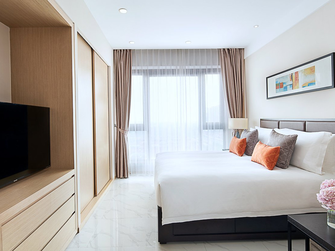 扬州奥卓雅居酒店主图