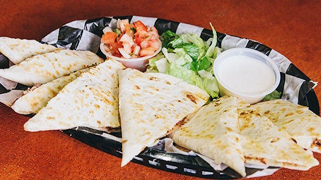 Saint Anthony餐馆和美食-Catrina's Cerveza & Grill