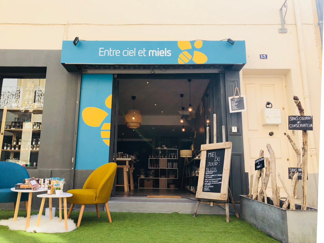 Entre Ciel et Miels-艾格莫尔特必去景点