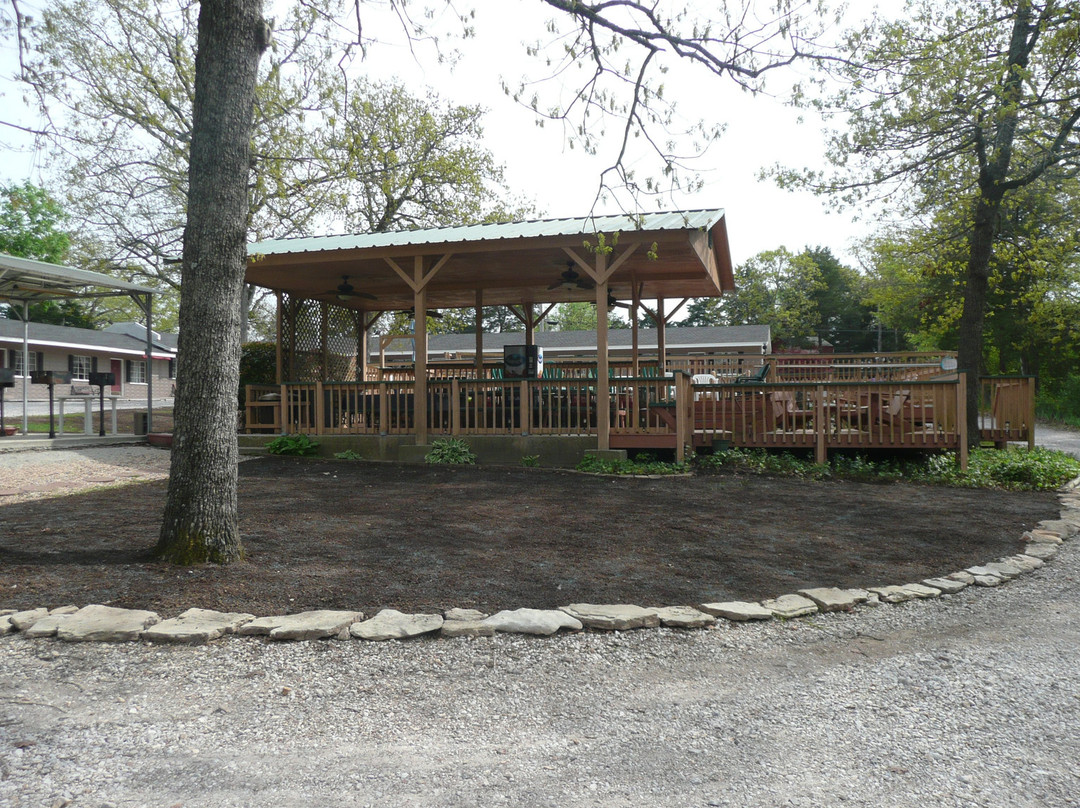 Double Oak Resort on Table Rock Lake主图