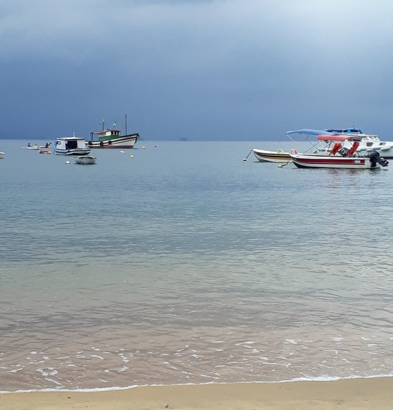 Vermelha Beach景点图片