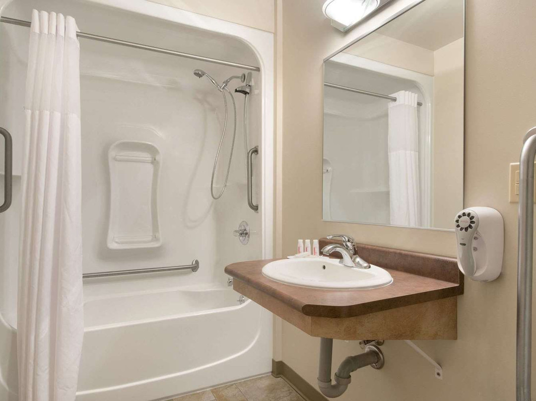 桑德贝戴斯套房酒店主图