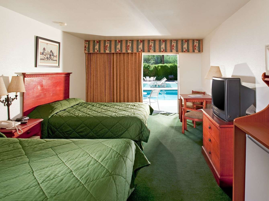 皇家太阳酒店主图