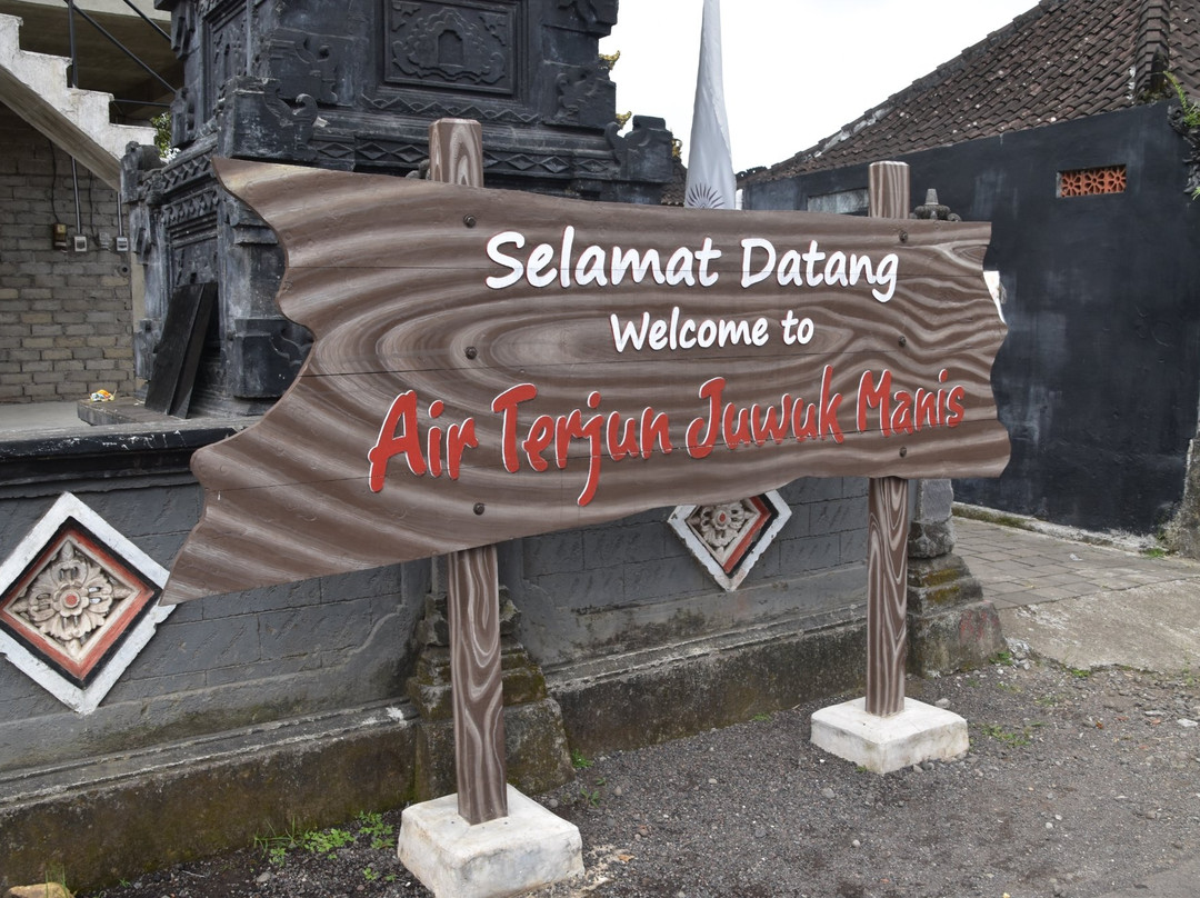 Juwuk Manis Waterfall-佩库塔腾必去景点