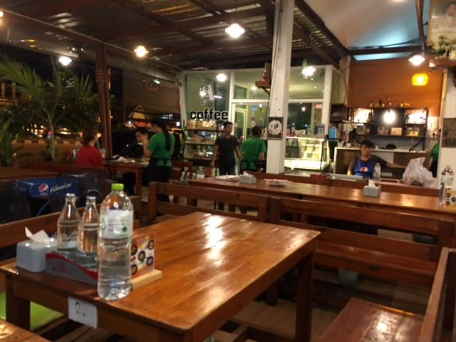 Taphong餐馆和美食-Rommai