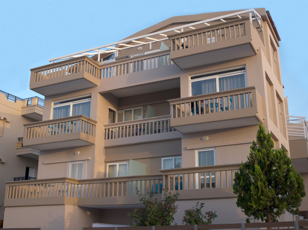 Pantheon Apartments主图