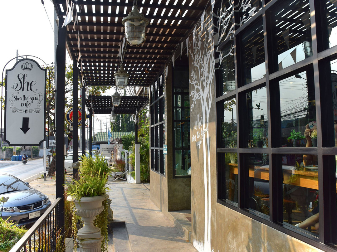 She's The Legend Cafe