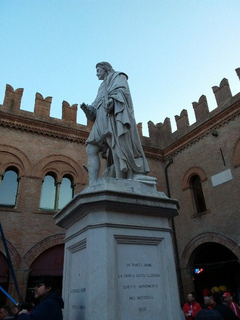 Monumento al Guercino景点图片