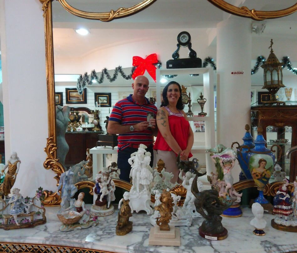 Paiva Frade Galeria de Arte-Sao Lourenco必去景点