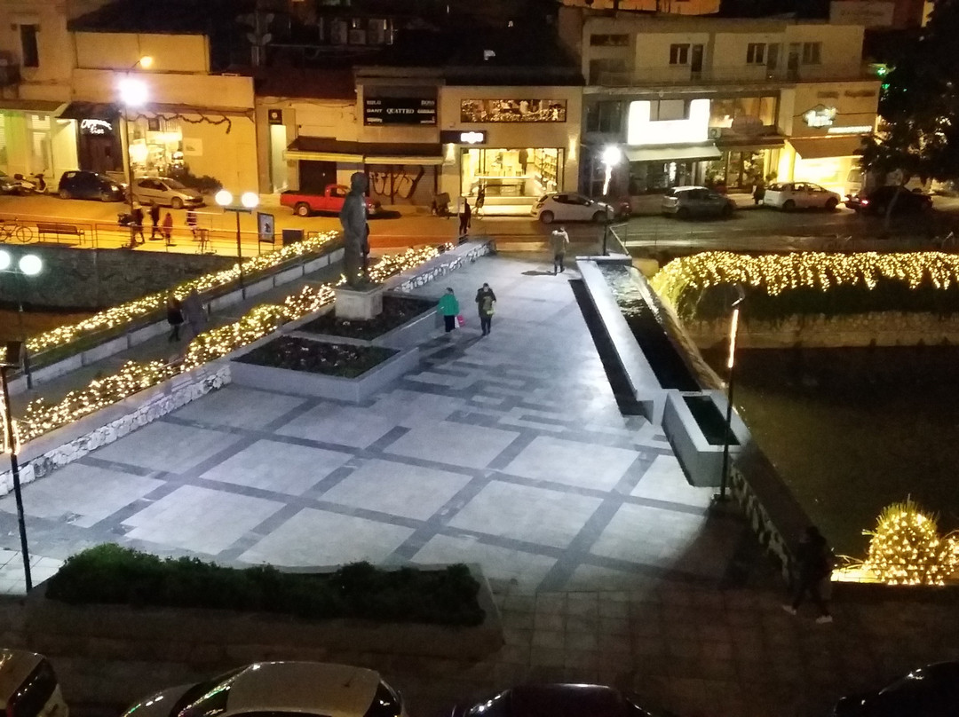 Achillion Hotel主图