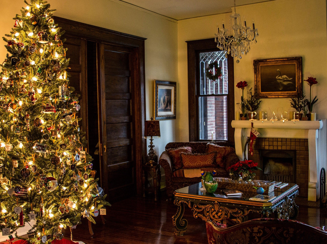 Baker's Hill Inn主图