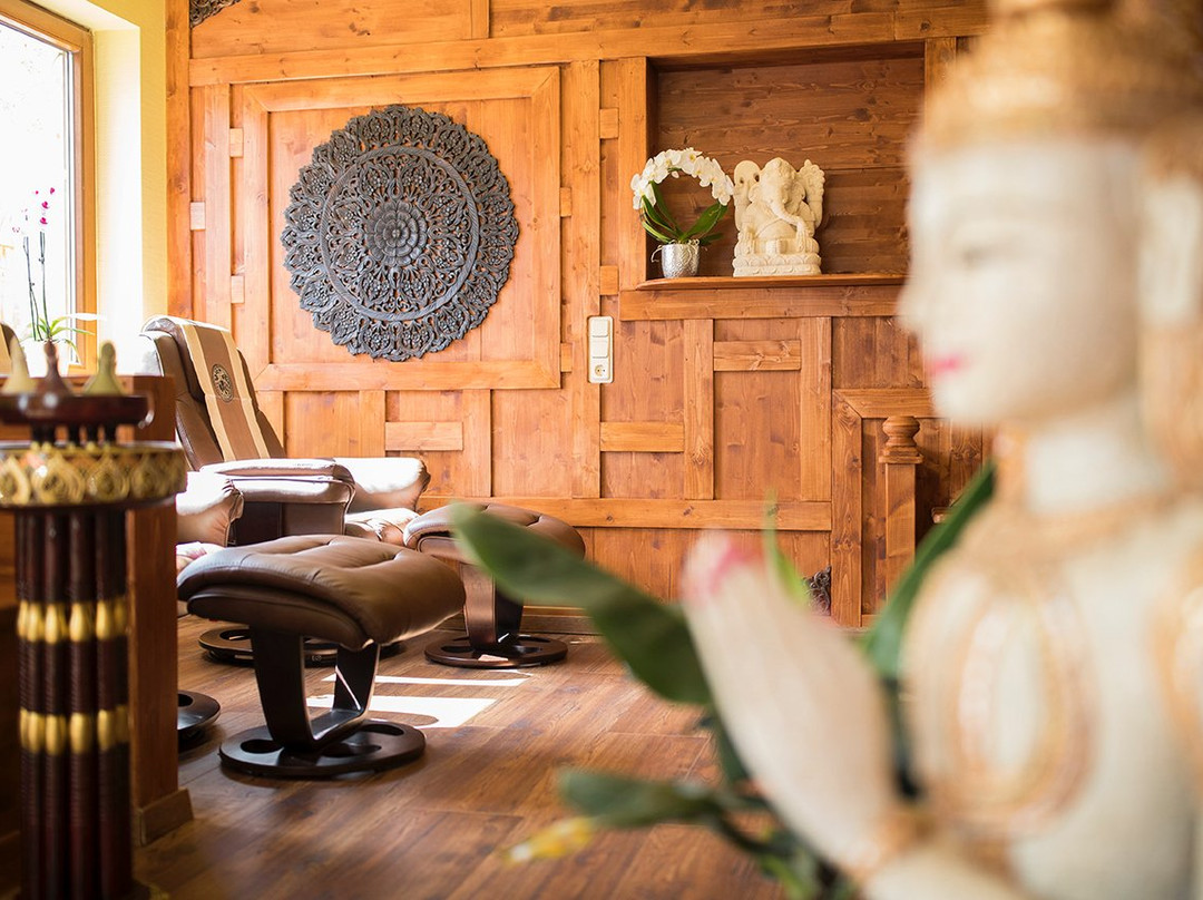Dok Koon Thai Royal Massage景点图片