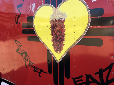 Santafamous Street Eats主图