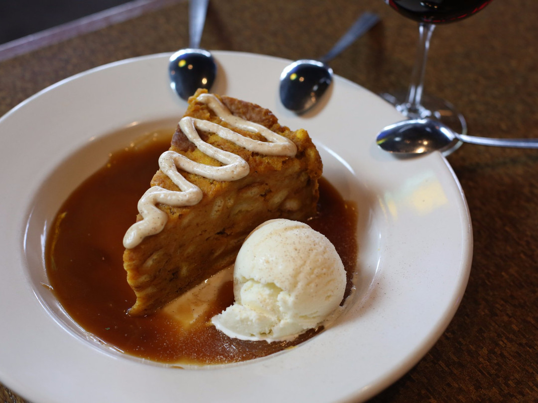 The Brass Rail Steakhouse景点图片