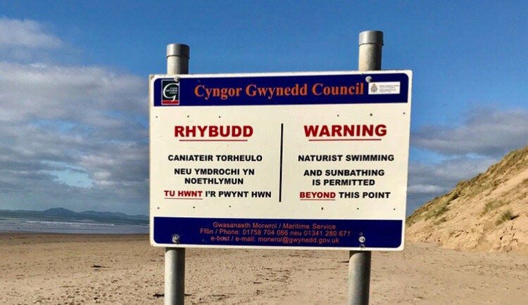 Morfa Dyffryn Naturist Beach景点图片