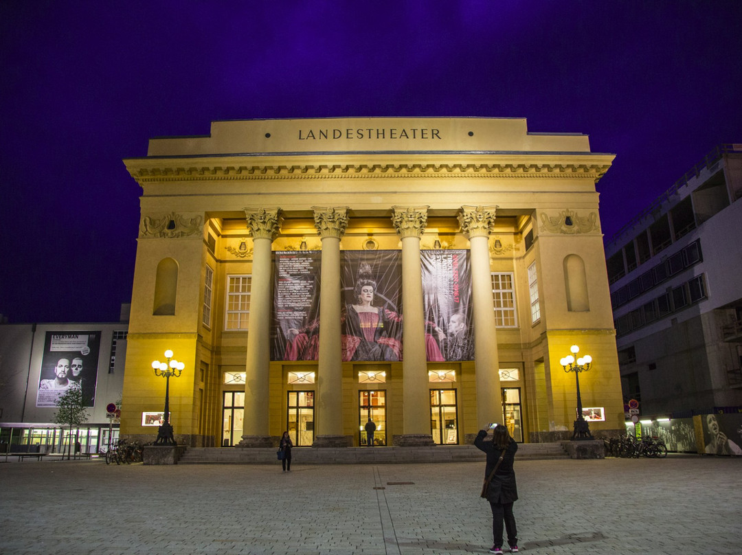 Tiroler Landestheater-茵斯布鲁克必去景点