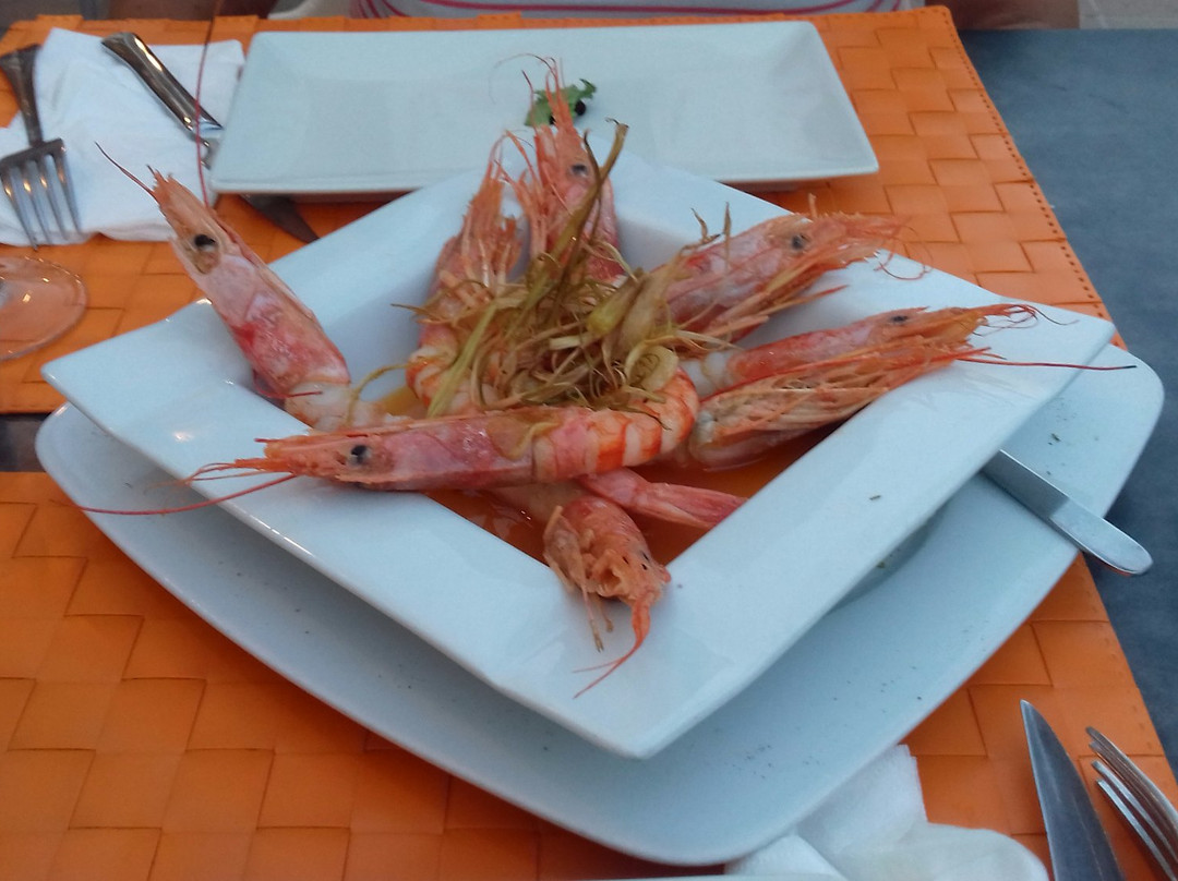 Playa Macenas餐馆和美食-Meson San Bernabe