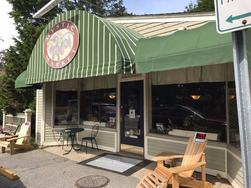 Groton Long Point餐馆和美食-Mystic Market