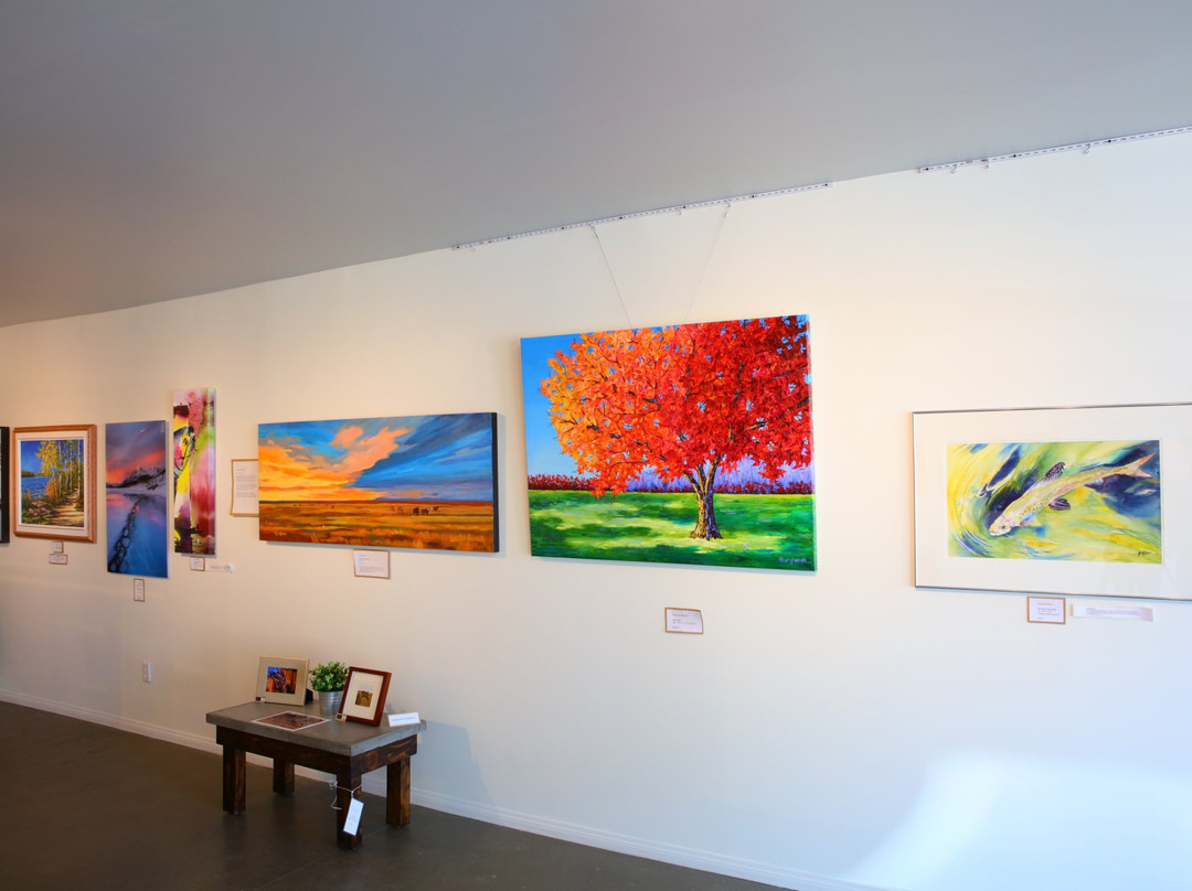 The Room At Home Gallery Western Art at Bradley's景点图片