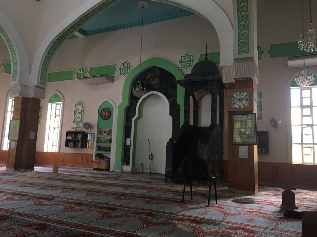 Mariam Al-Batool Mosque-Paola必去景点